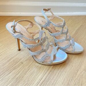 Nina Roisin-YG 6.5 Silver Strappy Glitter Ankle Strap Stiletto Heels Party Prom
